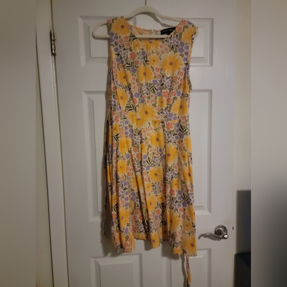 Princess Highway Modcloth Flower Dress Size 16